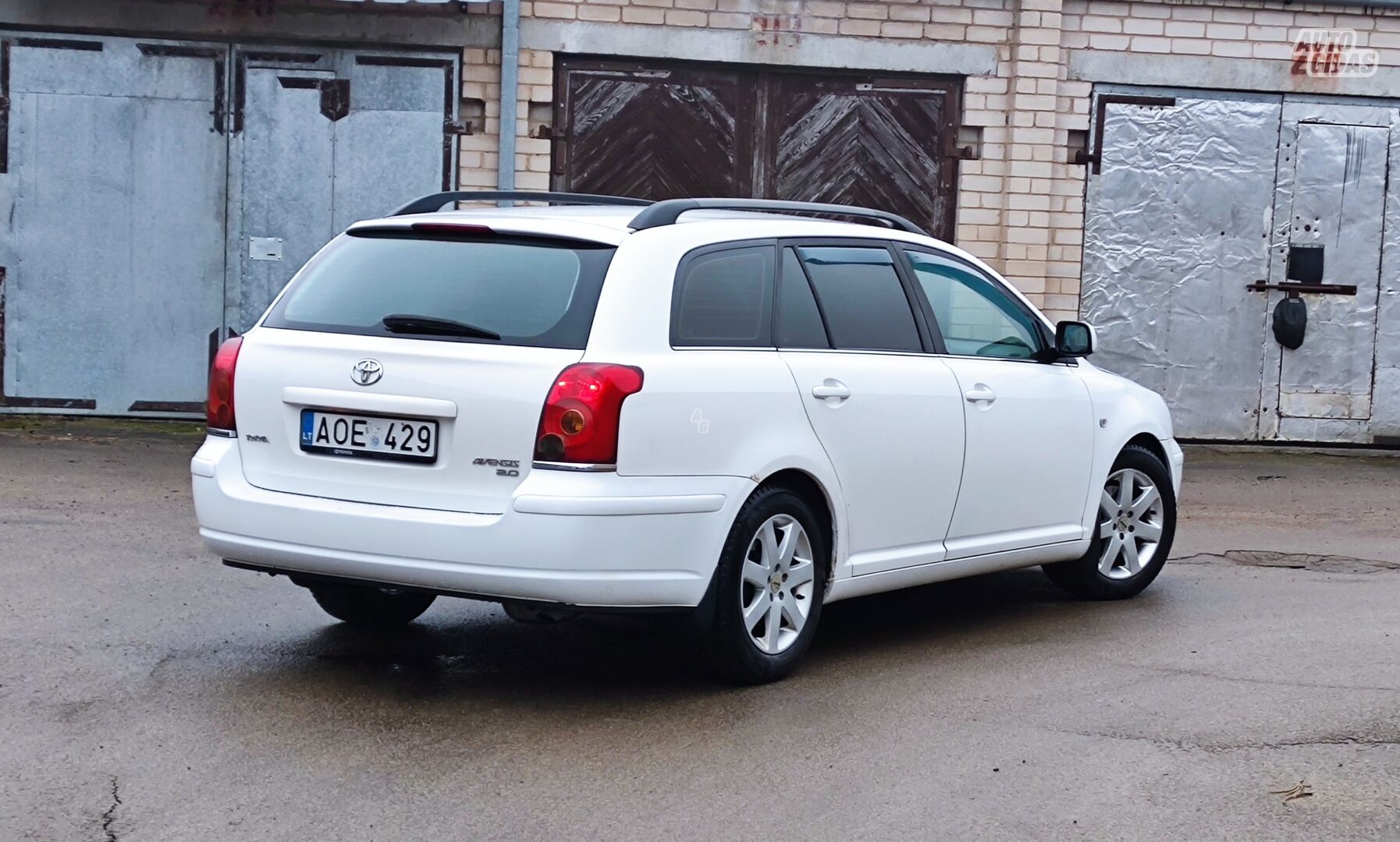 Toyota Avensis 2005 m Universalas