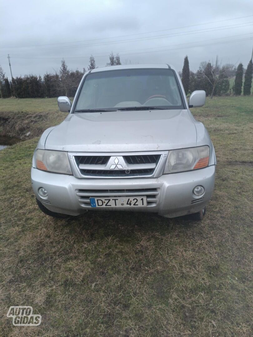 Mitsubishi Pajero 2003 y parts