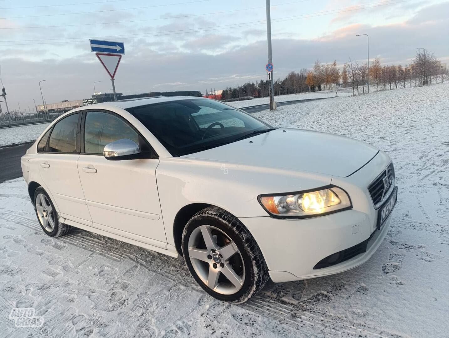 Volvo S40 2009 y Sedan