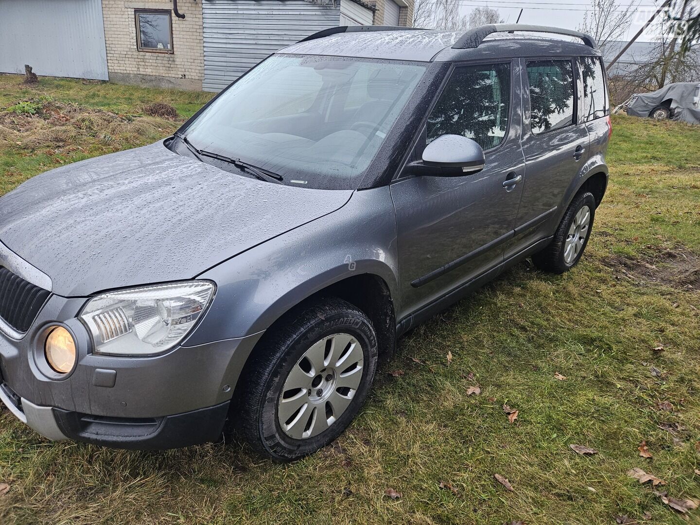 Skoda Yeti 2012 y Off-road / Crossover