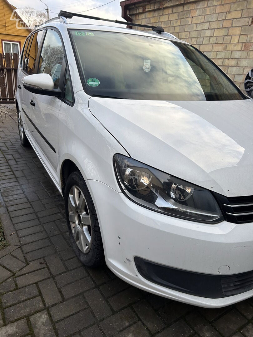 Volkswagen Touran 2011 г Минивэн