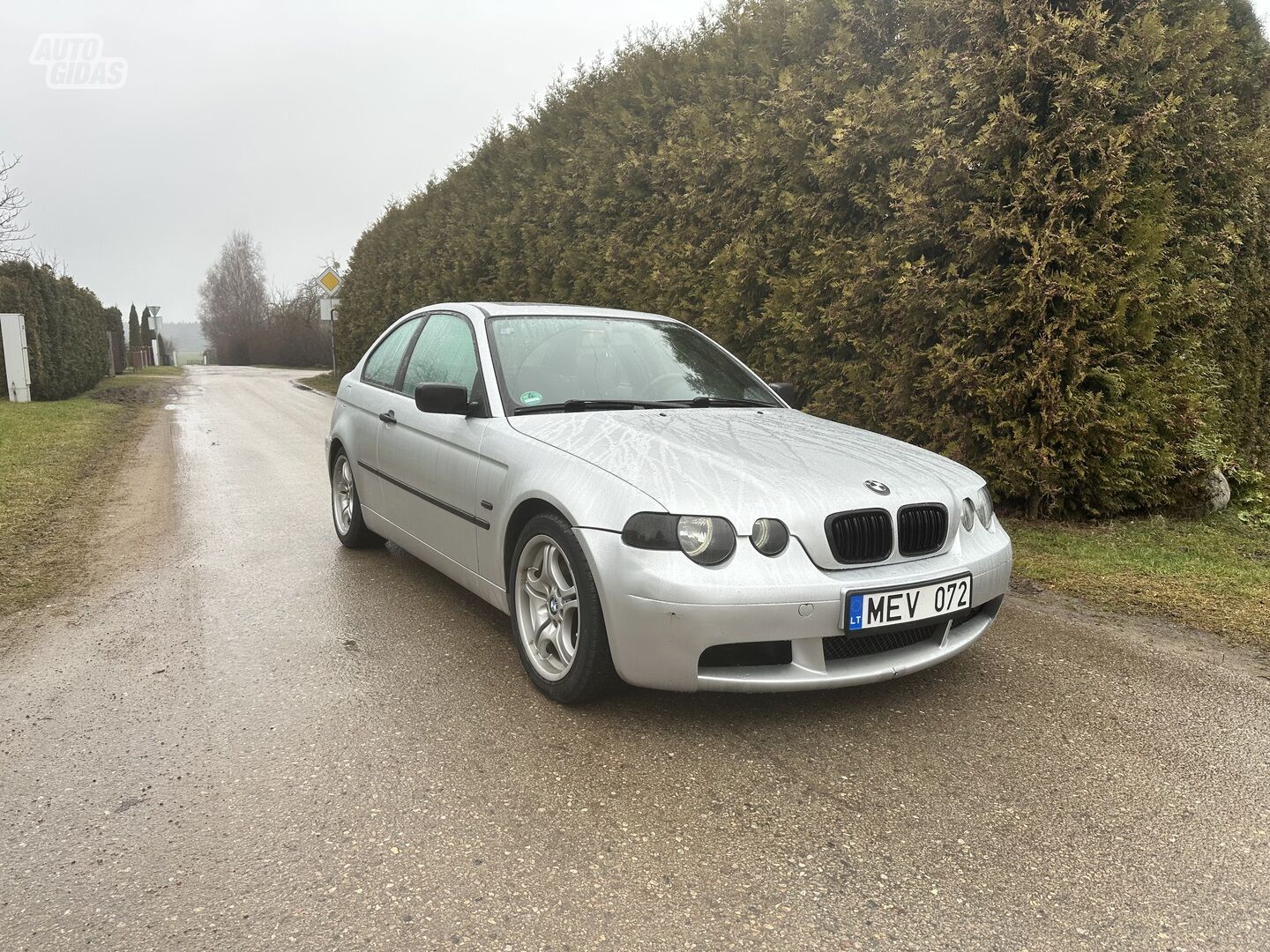 Bmw 320 2002 y Hatchback