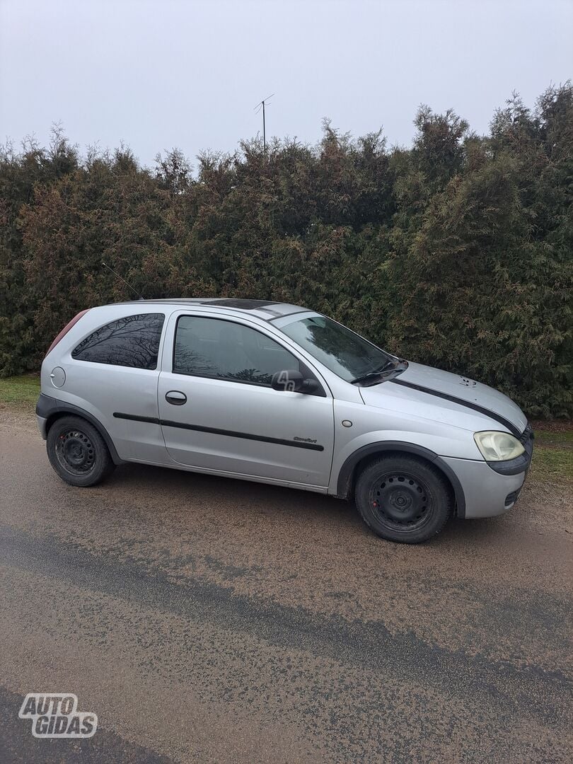 Opel Corsa 2003 y Hatchback