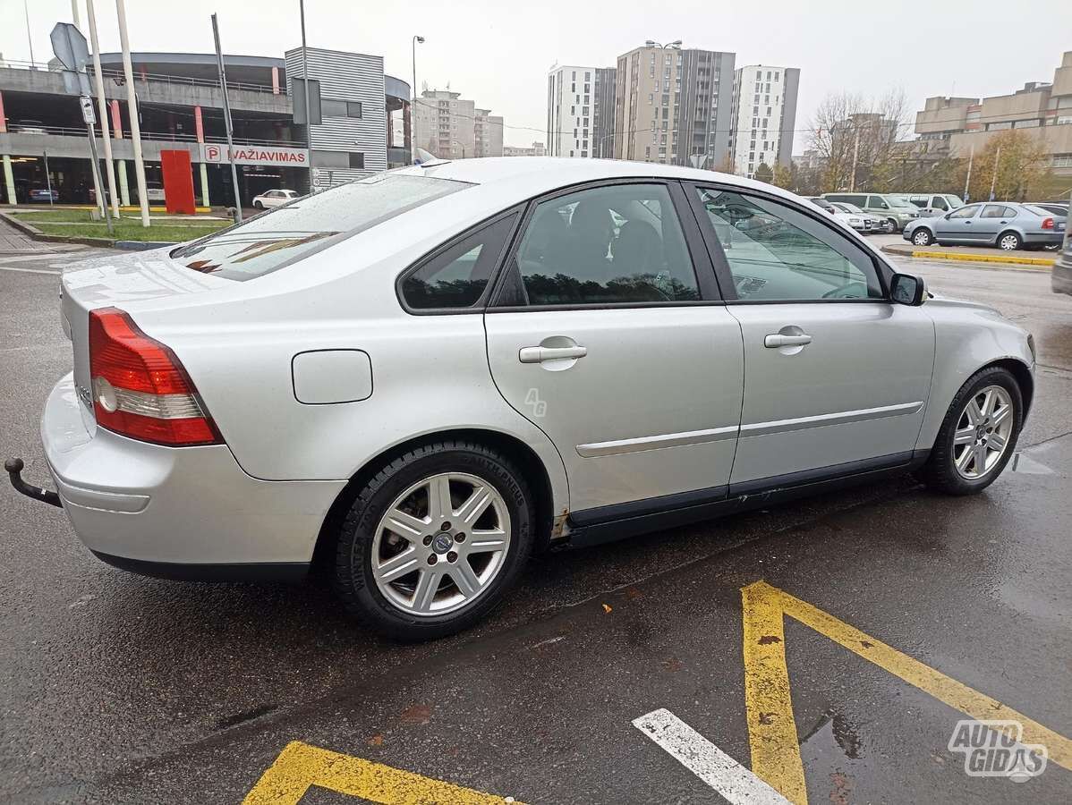 Volvo S40 2004 г Седан