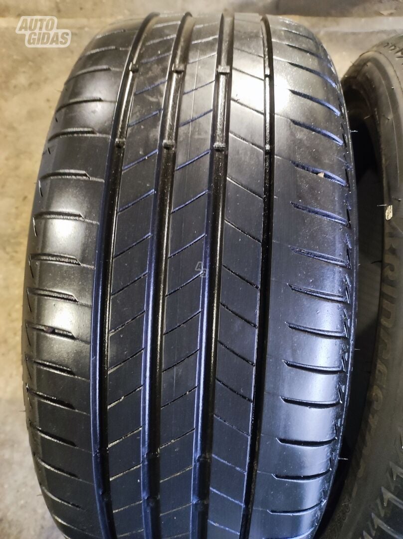 Bridgestone R18 vasarinės padangos lengviesiems