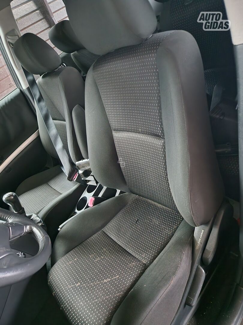 Salono komplektas, Toyota Corolla Verso 2006 г