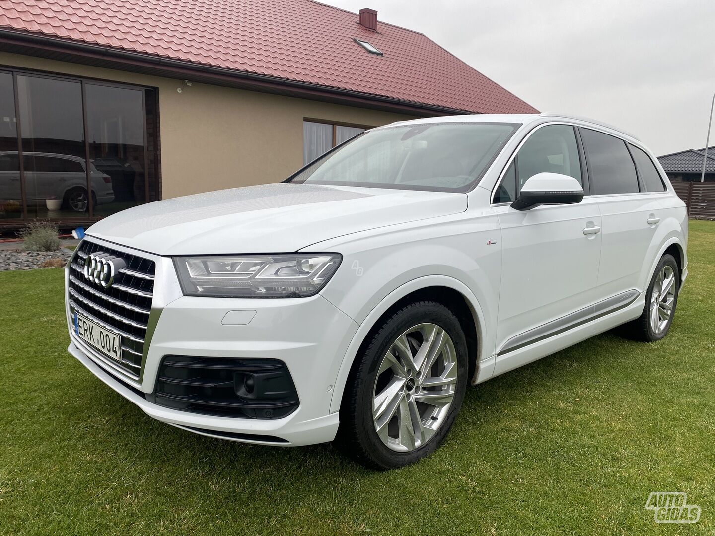 Audi Q7 2015 г Внедорожник / Кроссовер