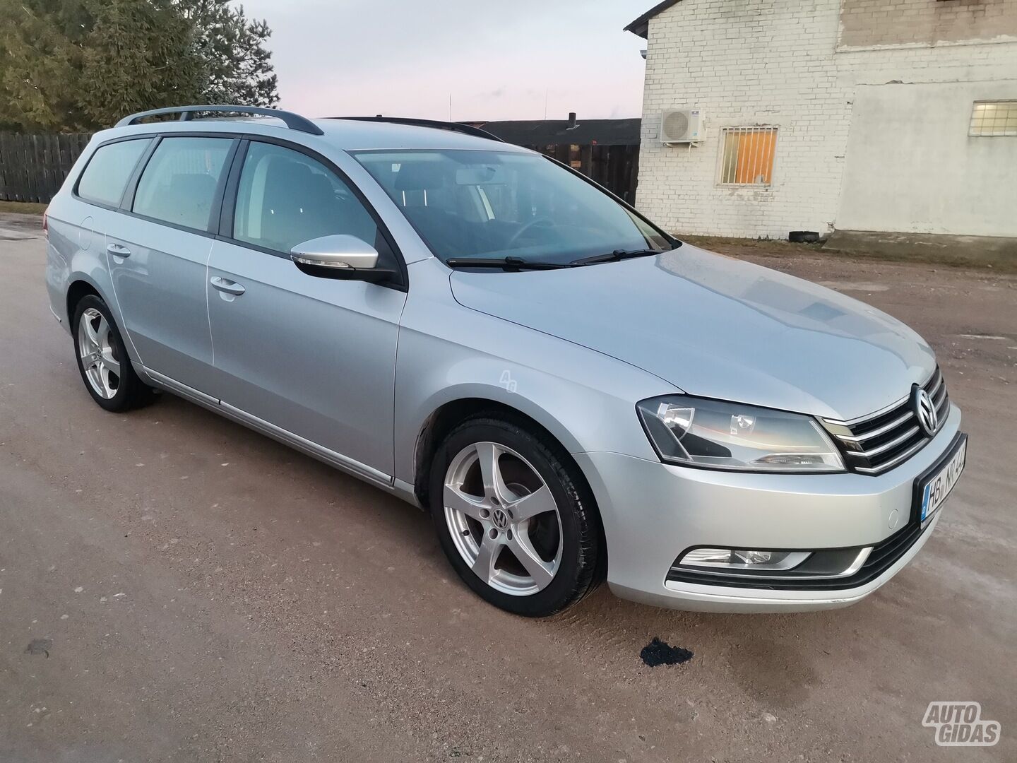 Volkswagen Passat 2011 m Universalas