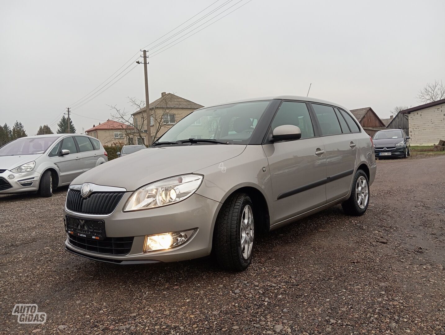 Skoda Fabia 2010 г Универсал