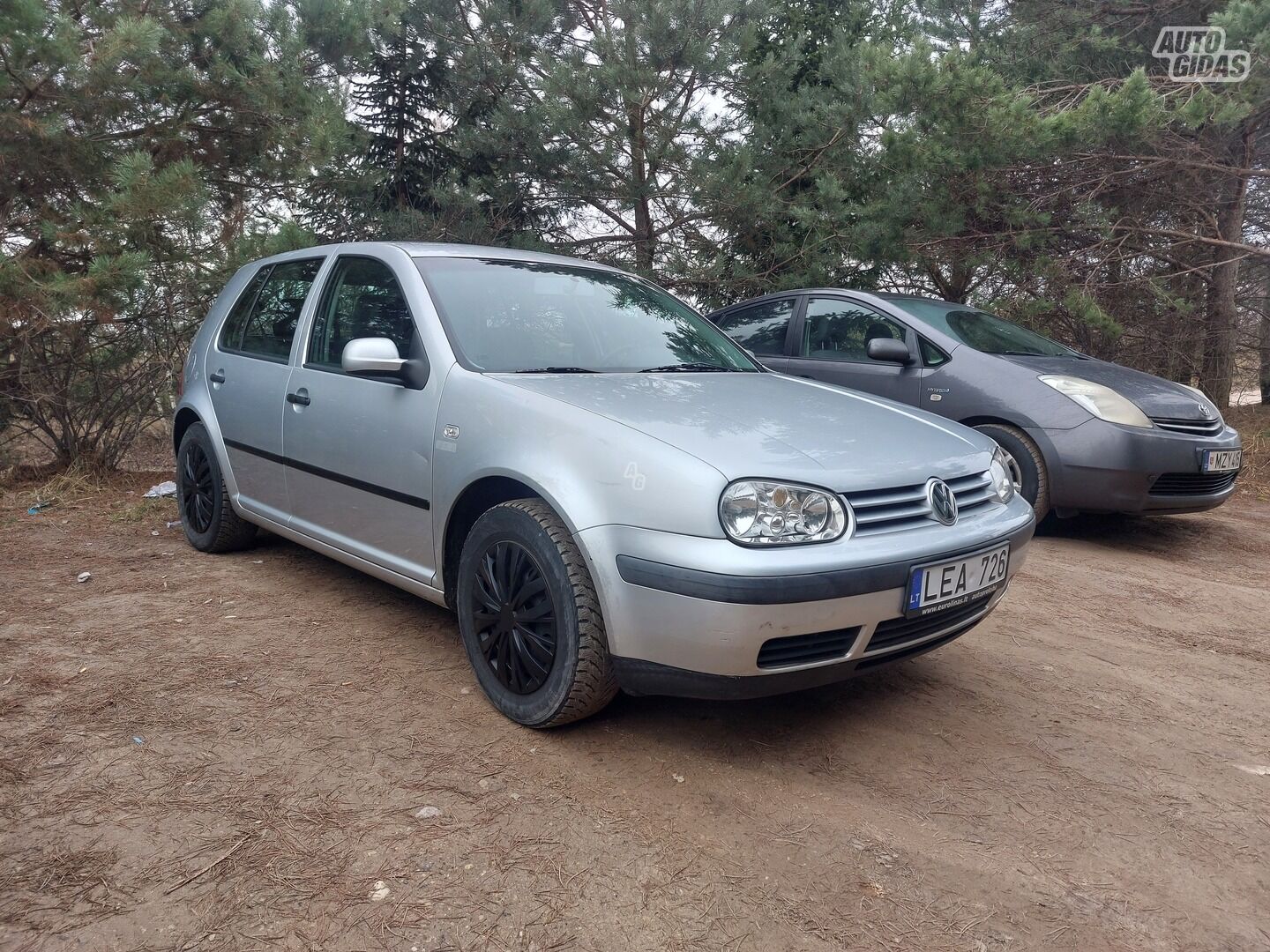 Volkswagen Golf 2002 г Хэтчбек