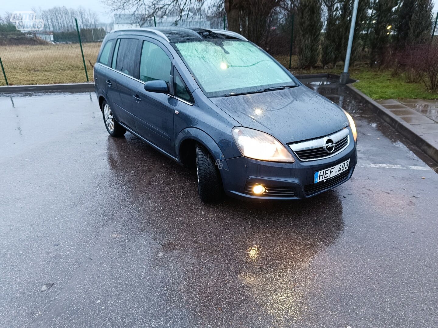 Opel Zafira 2005 y Van