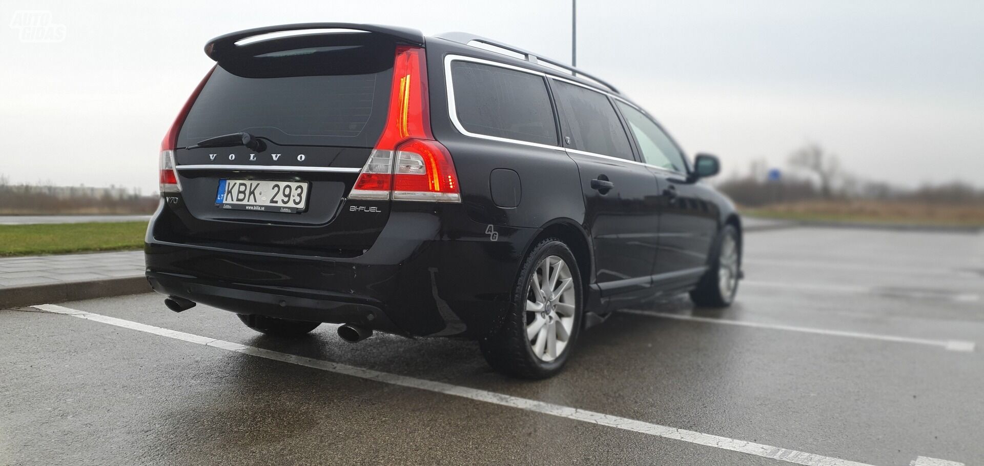 Volvo V70 2013 y Wagon