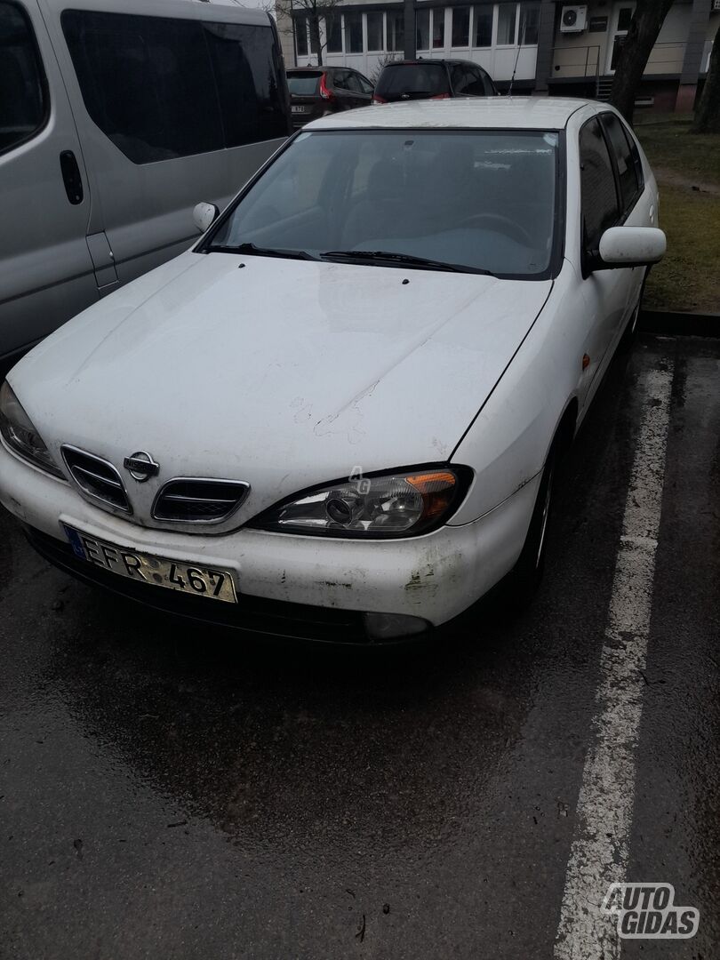 Nissan Primera 2000 m Hečbekas