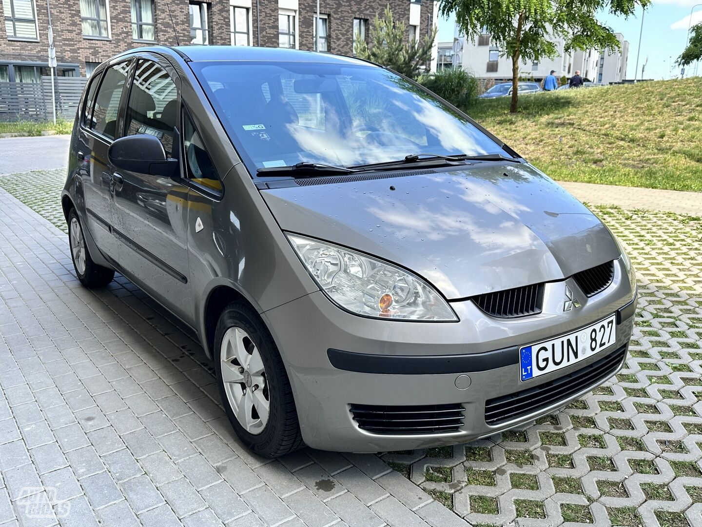 Mitsubishi Colt 2008 г Хэтчбек