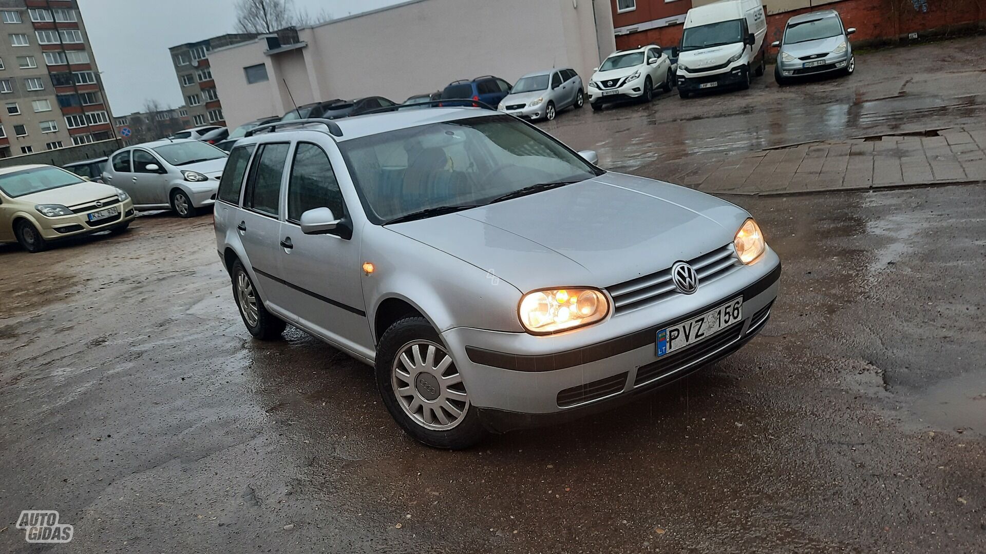 Volkswagen Golf 2001 m Universalas