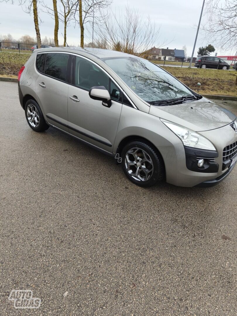 Peugeot 3008 2010 г Внедорожник / Кроссовер