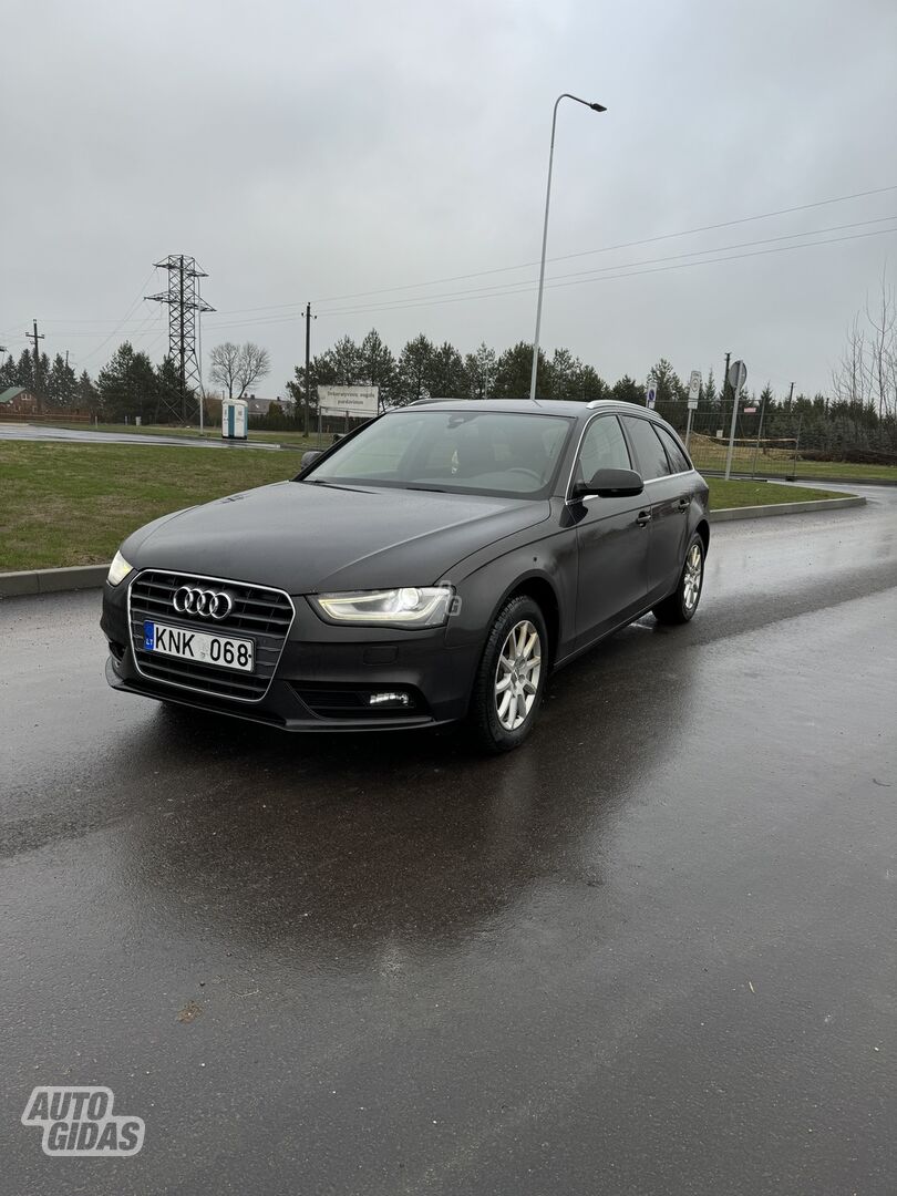 Audi A4 2015 г Универсал