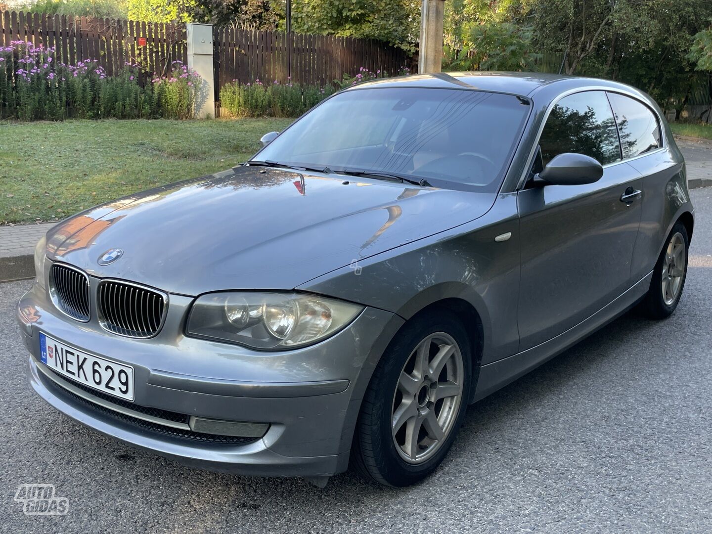 Bmw 120 2009 г Хэтчбек