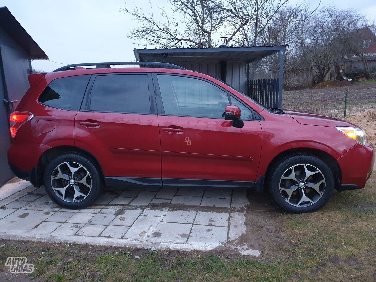 Subaru Forester 2016 г Внедорожник / Кроссовер