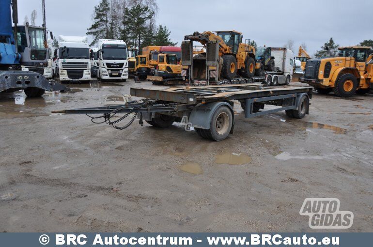 Meiller GMT18/3 2002 y Trailer container chassis