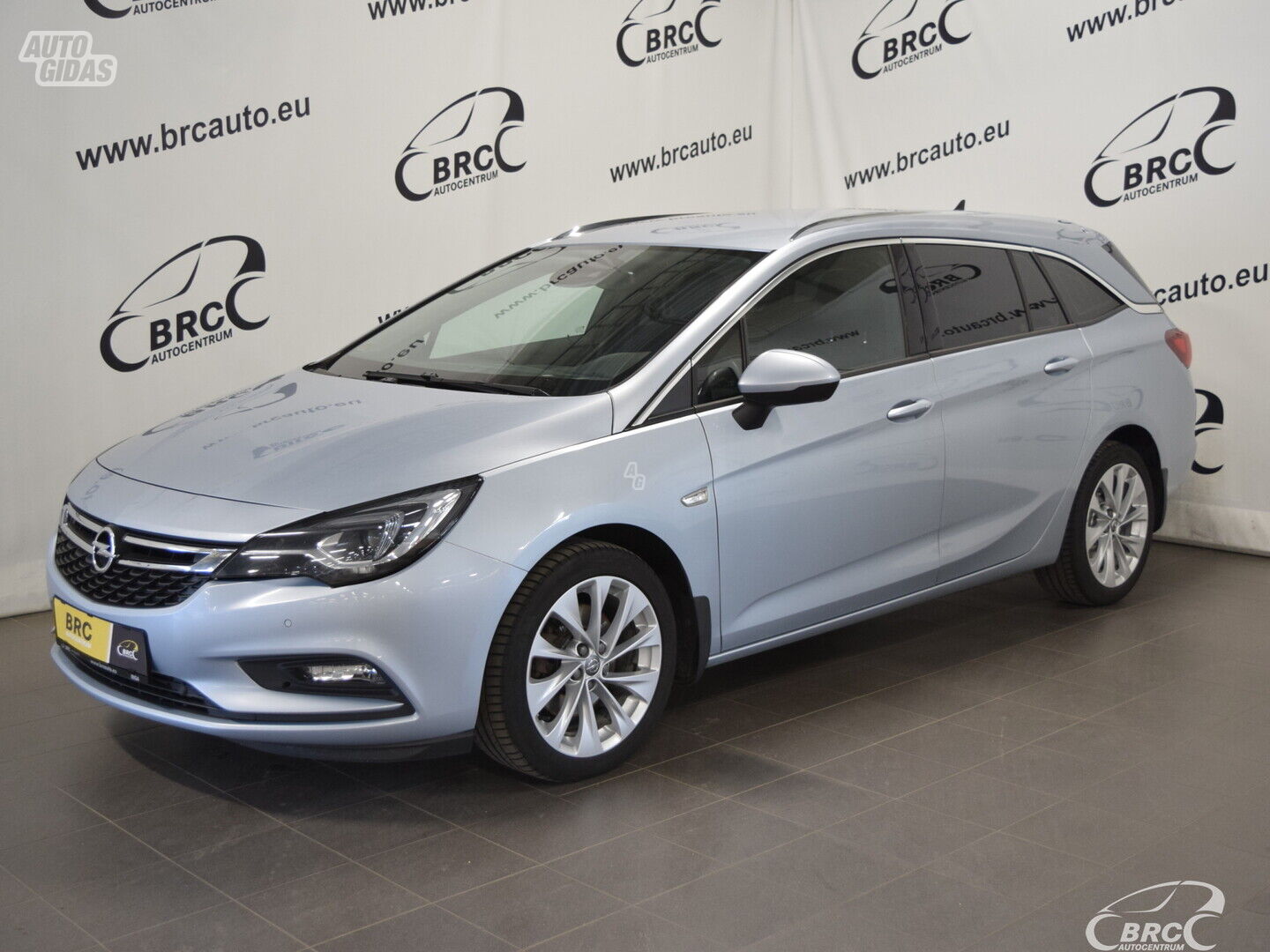 Opel Astra Sports Tourer + M/T 2018 m