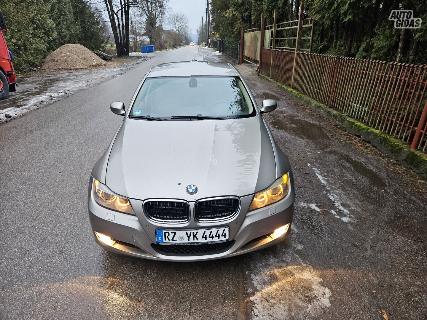 Bmw 320 2009 г Универсал