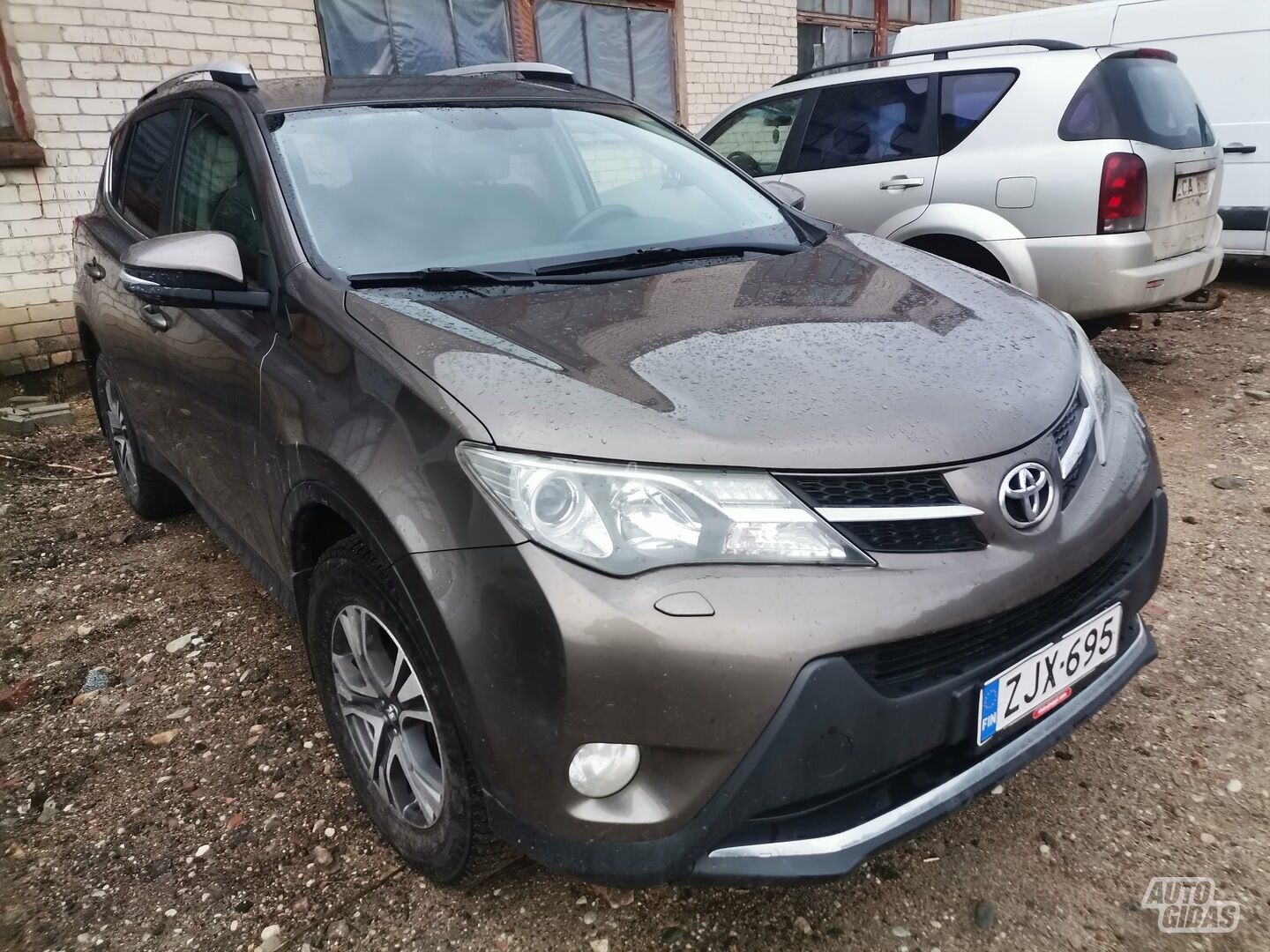 Toyota RAV4 2013 г Внедорожник / Кроссовер