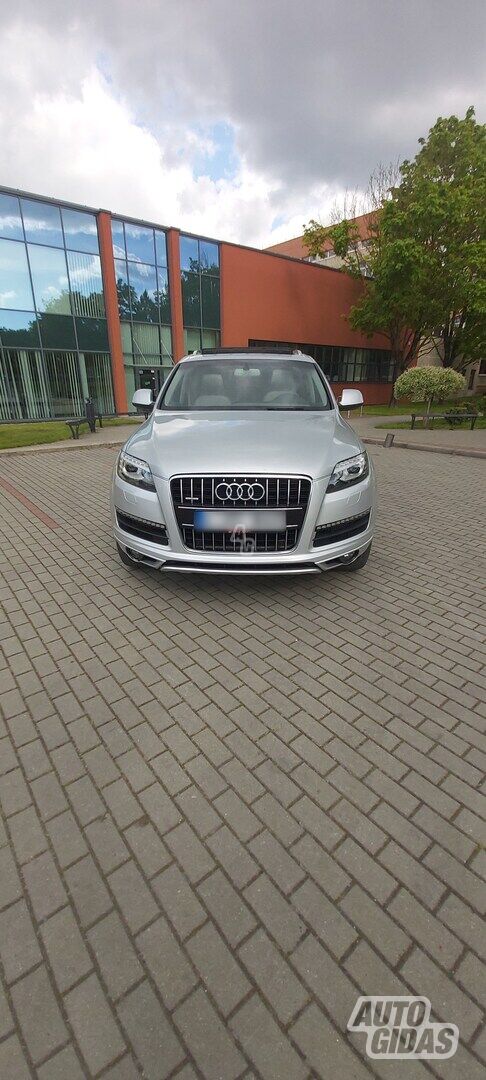 Audi Q7 2014 y Off-road / Crossover