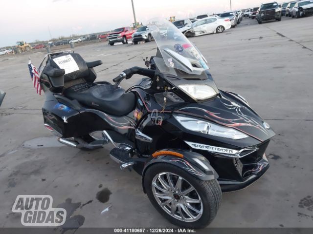 Can-Am Spyder 2015 г Трех-колесный мотоцикл