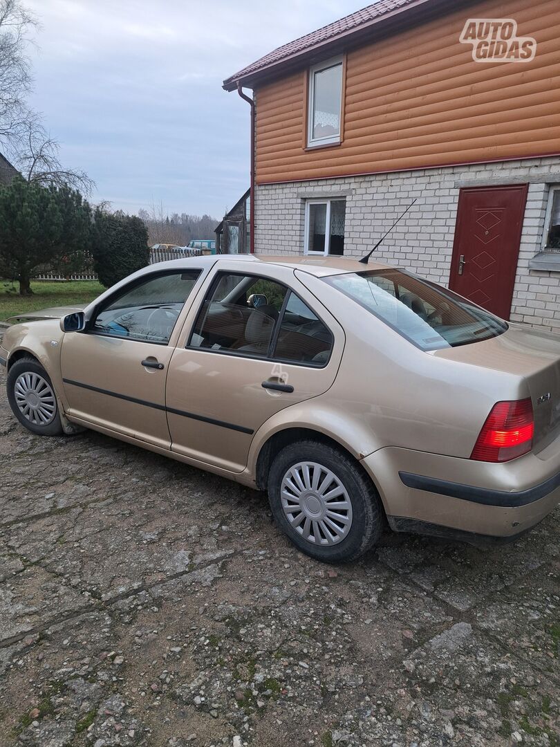 Volkswagen Bora 2002 г запчясти