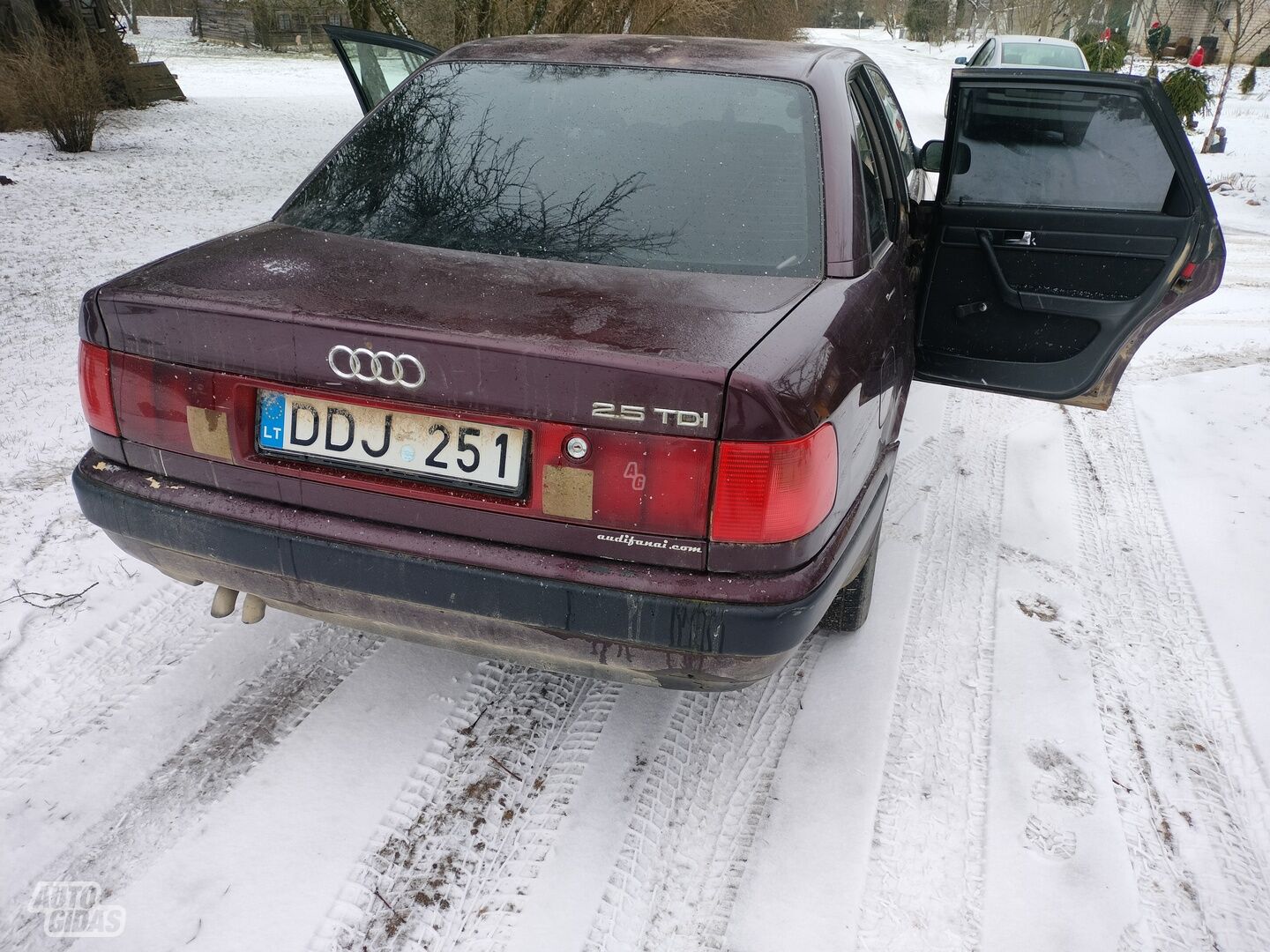 Audi 100 1993 y Sedan