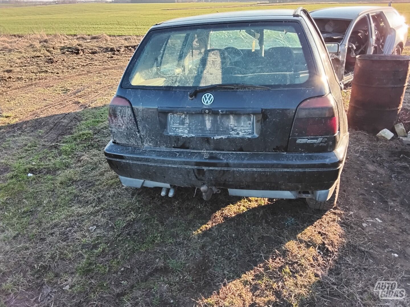 Volkswagen Golf 1994 г запчясти