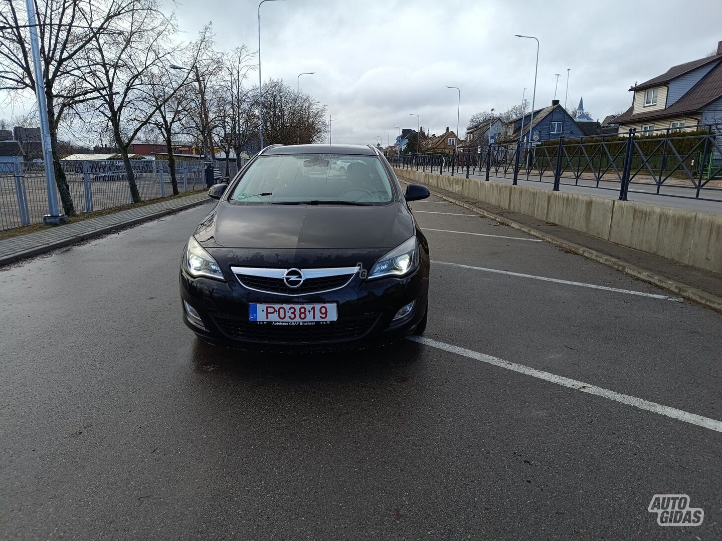 Opel Astra 2011 y Wagon