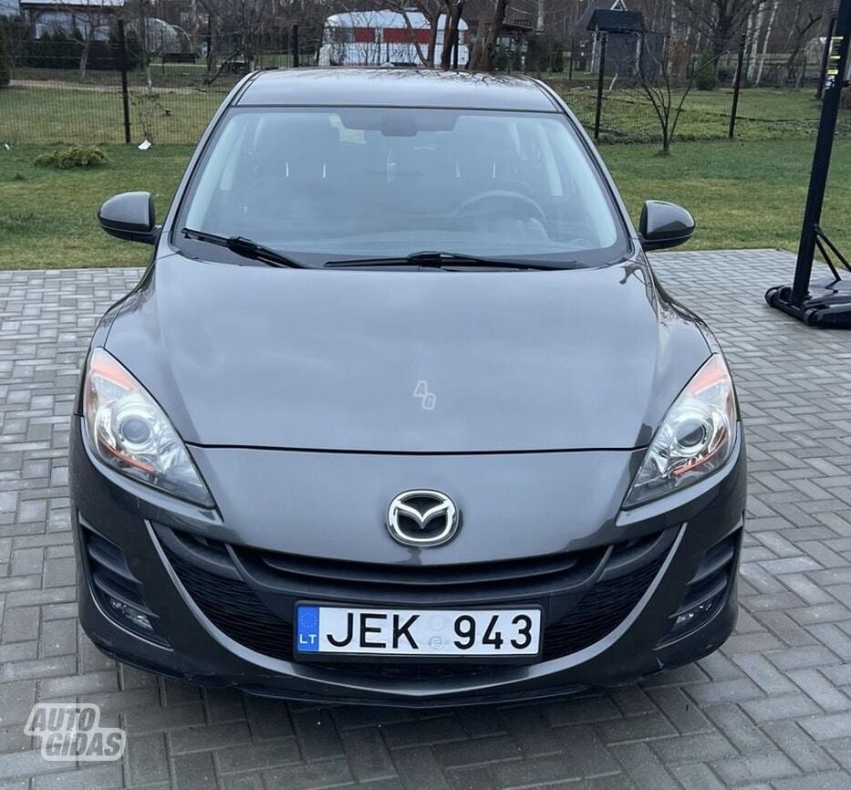 Mazda 3 2010 г Хэтчбек