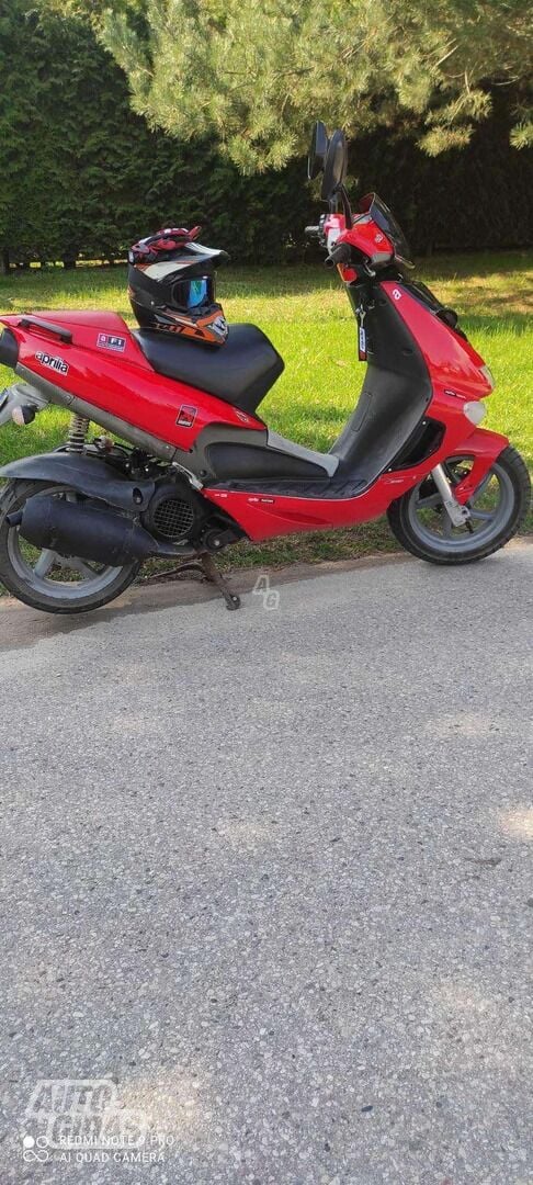 Aprilia SR 2005 y Scooter / moped