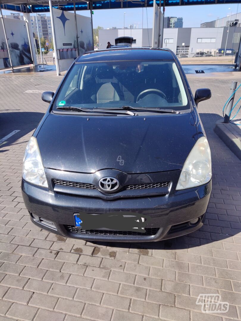 Toyota Corolla Verso 2007 г Минивэн