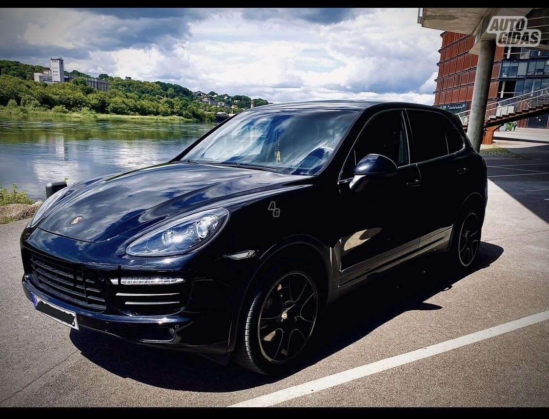 Porsche Cayenne 2011 m Visureigis / Krosoveris