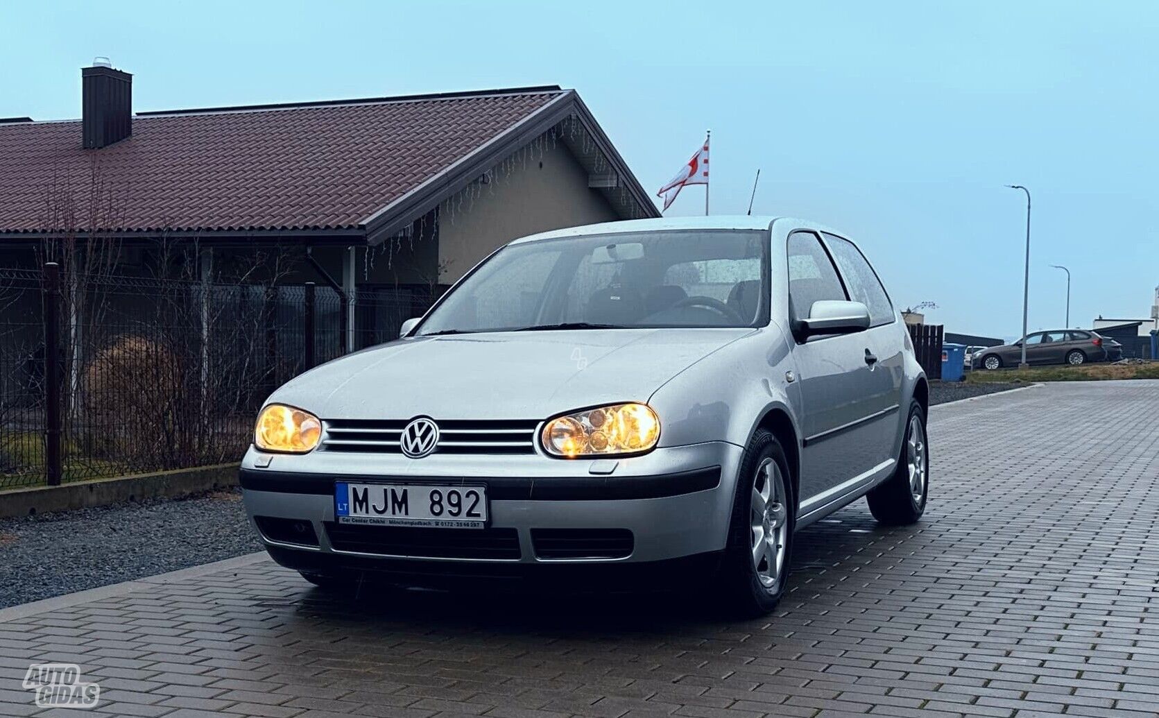 Volkswagen Golf 2001 г Хэтчбек