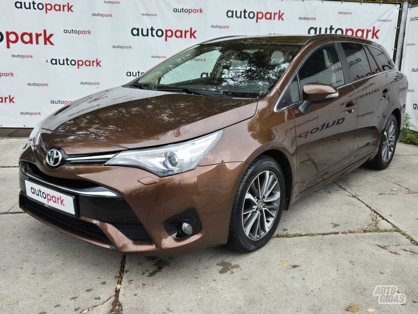 Toyota Avensis 2016 m Universalas