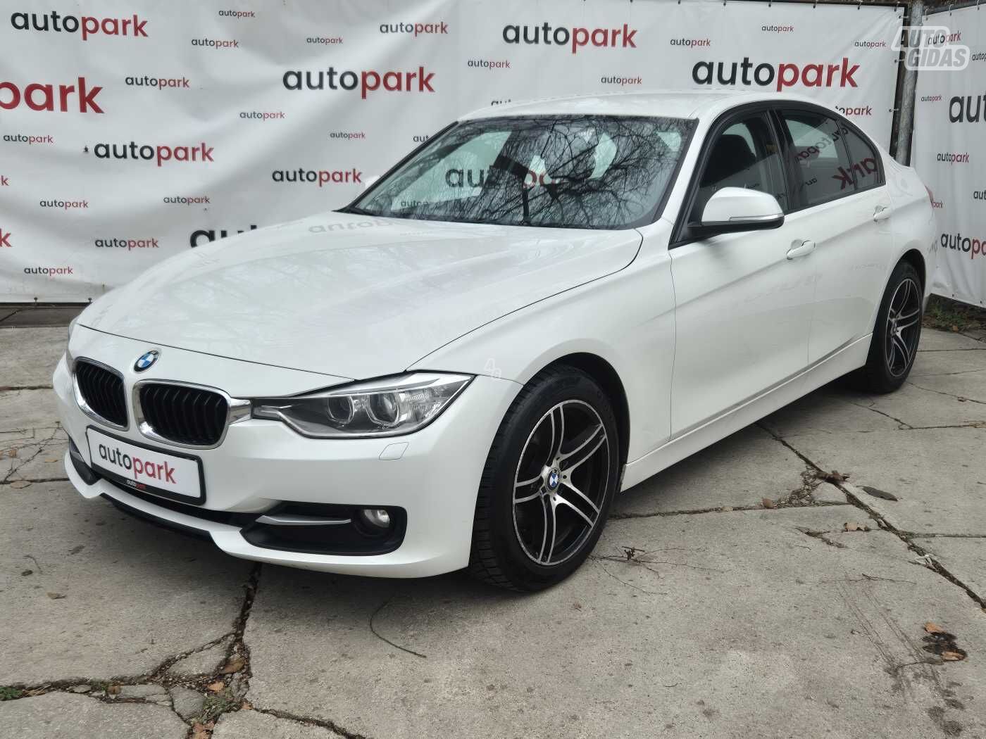 Bmw 320 2013 m Sedanas