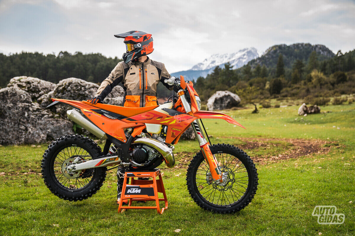 KTM EXC 2025 m Enduro motociklas