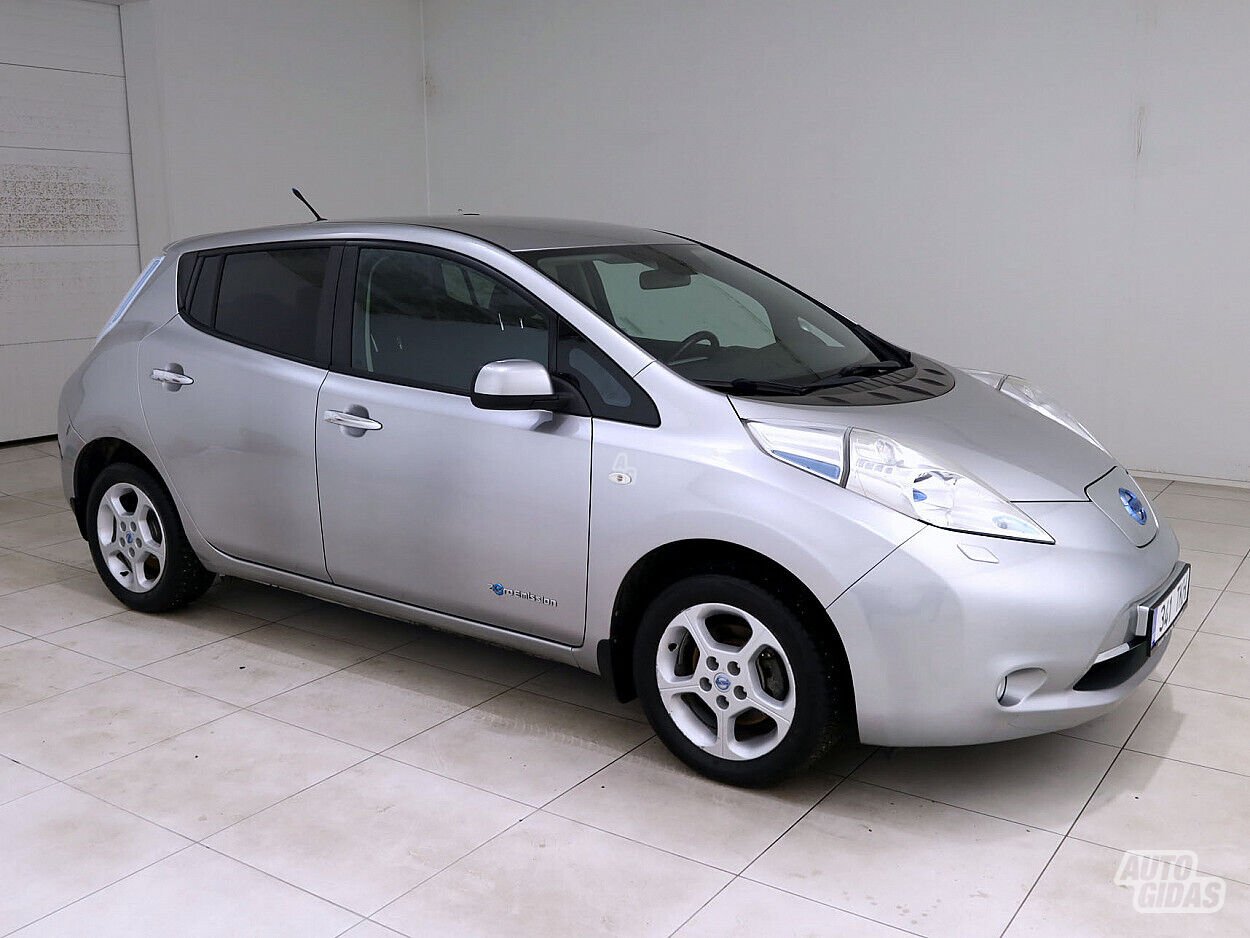 Nissan Leaf 2013 m Hečbekas