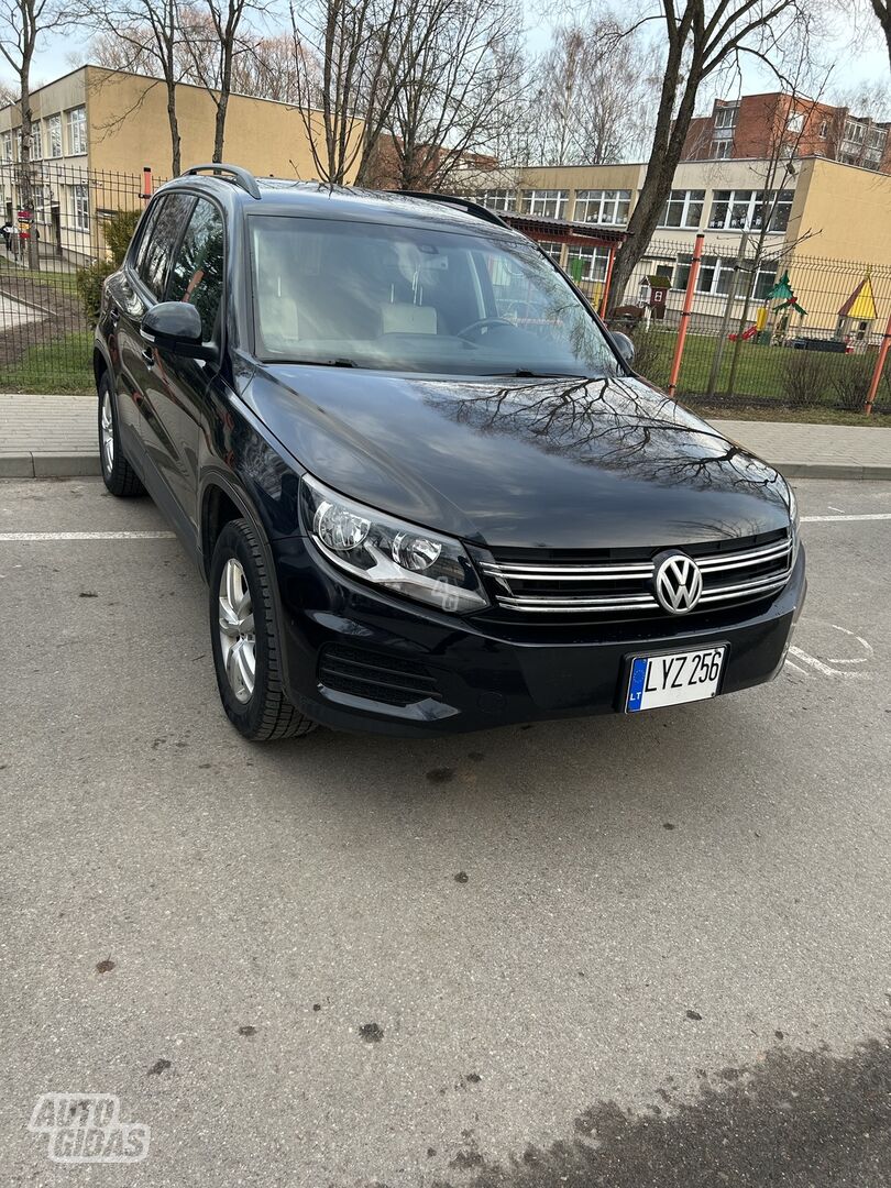 Volkswagen Tiguan 2017 г Внедорожник / Кроссовер