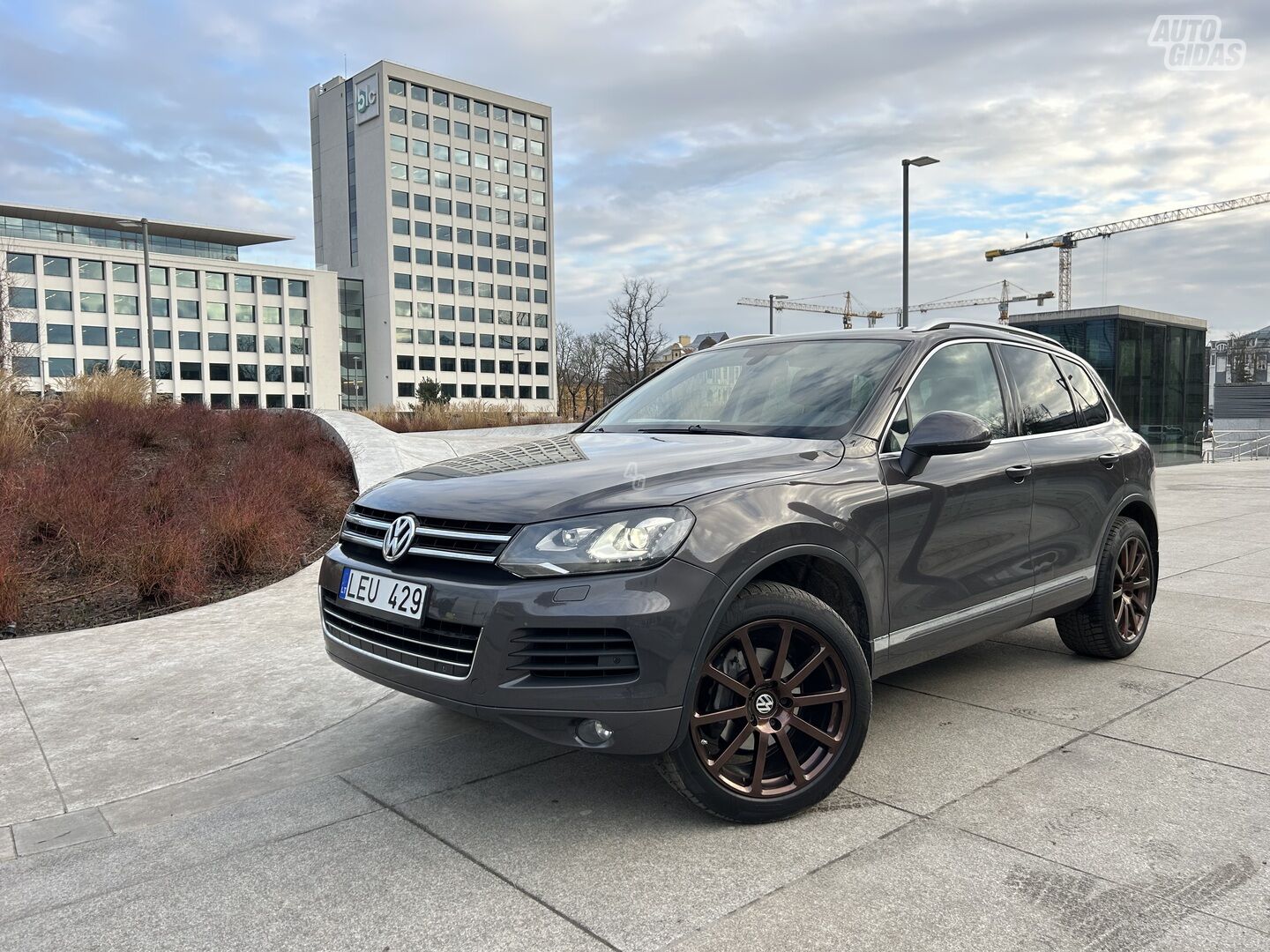 Volkswagen Touareg 2011 m Visureigis / Krosoveris