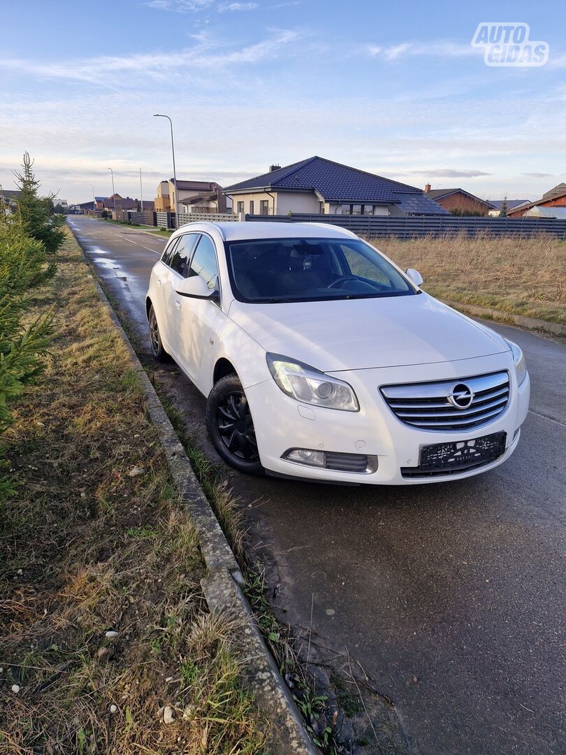 Opel Insignia 2013 г Универсал