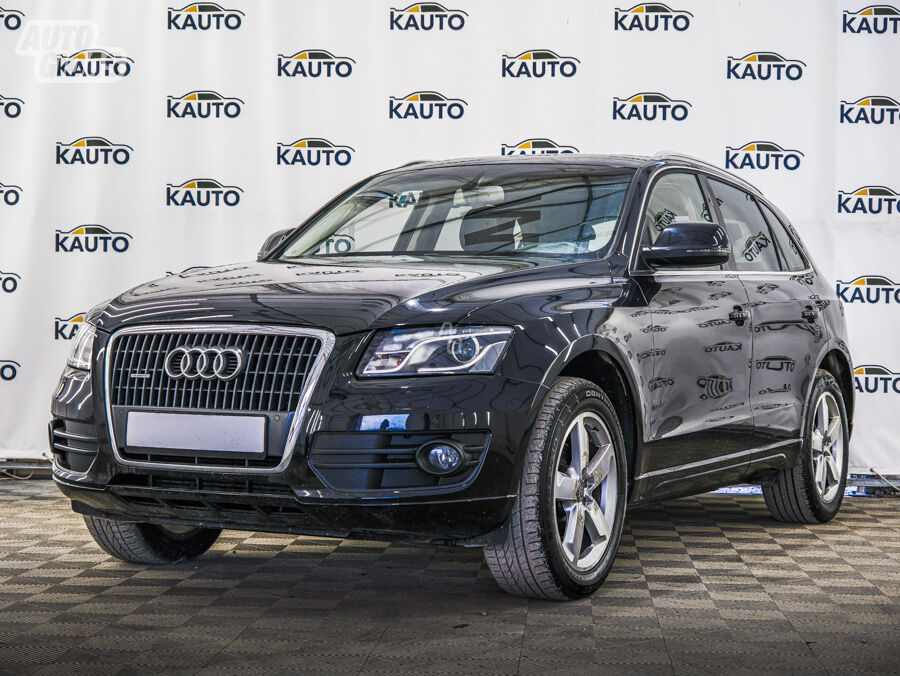 Audi Q5 2011 г Внедорожник / Кроссовер