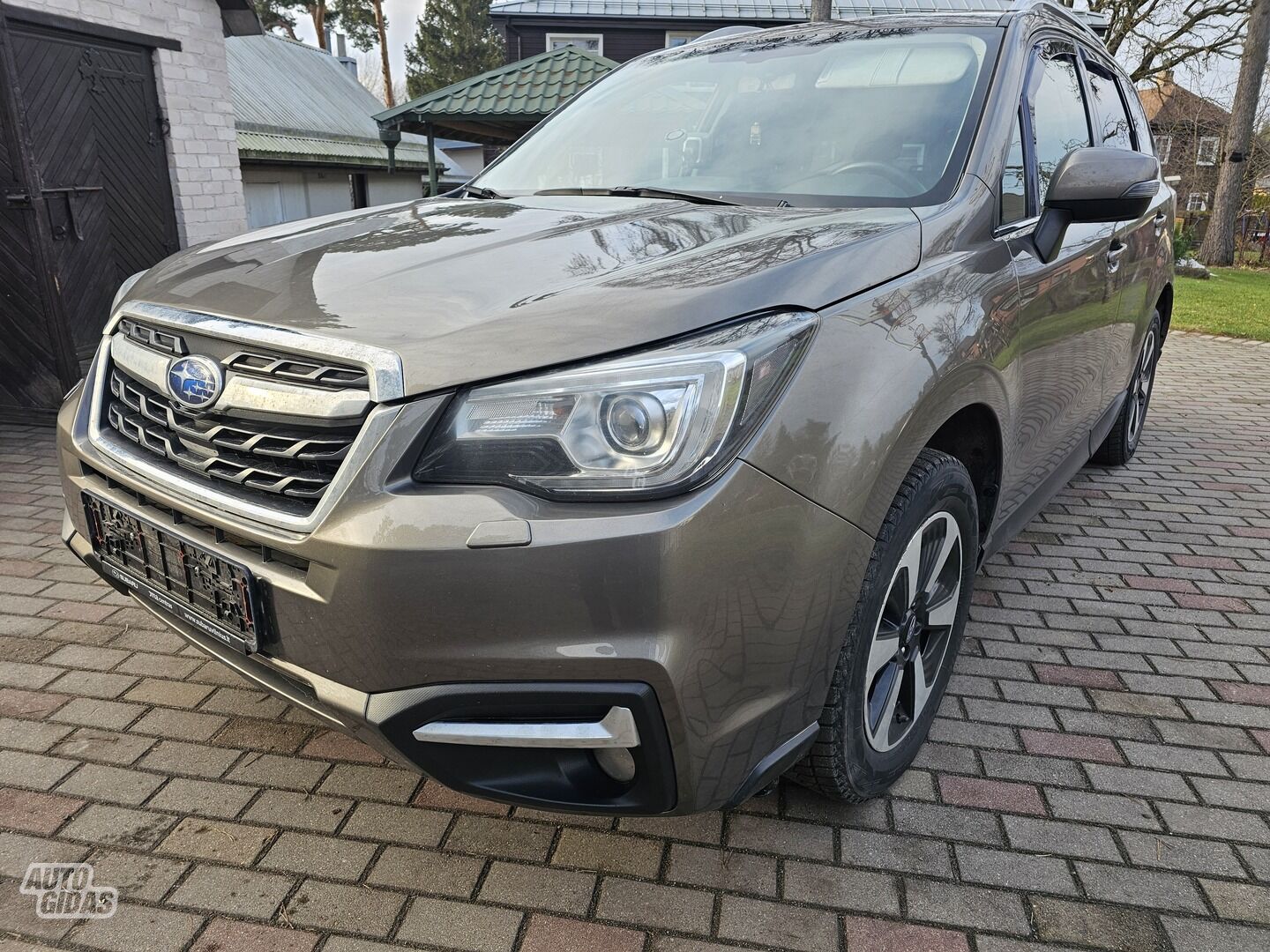 Subaru Forester 2017 г Внедорожник / Кроссовер