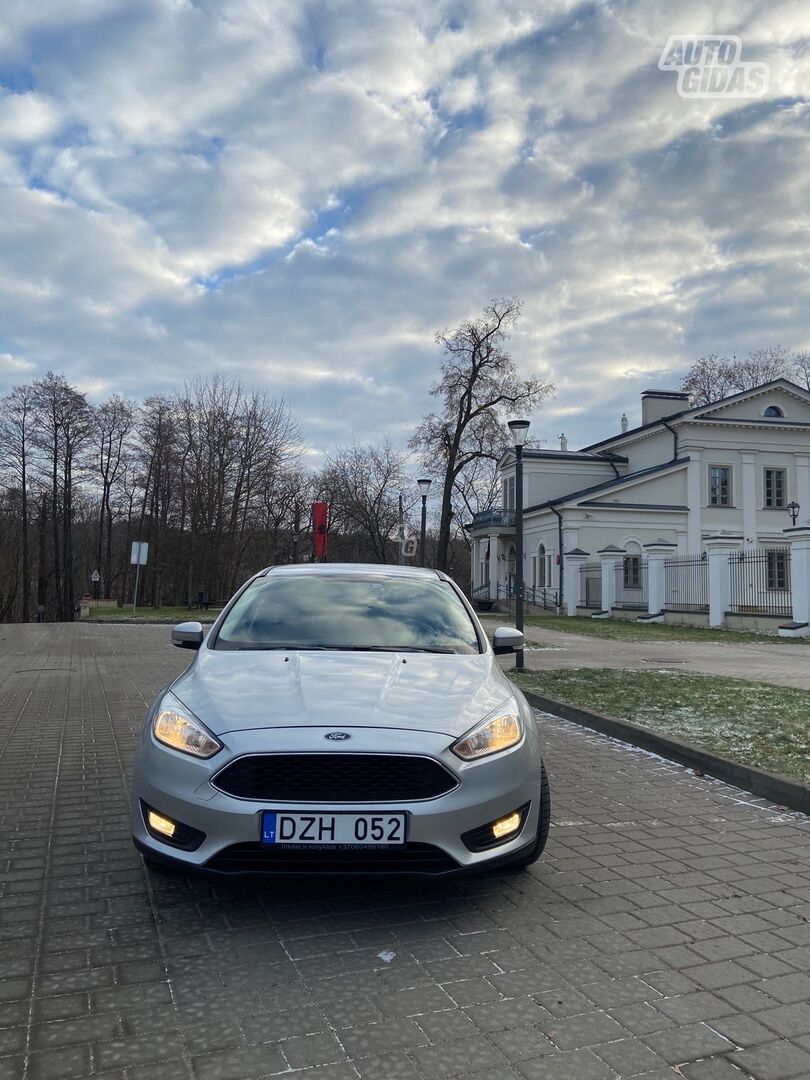 Ford Focus 2016 г Хэтчбек