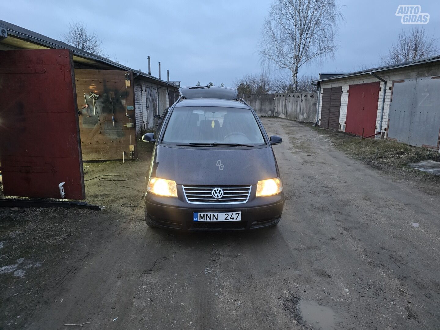 Volkswagen Sharan 2004 г Минивэн