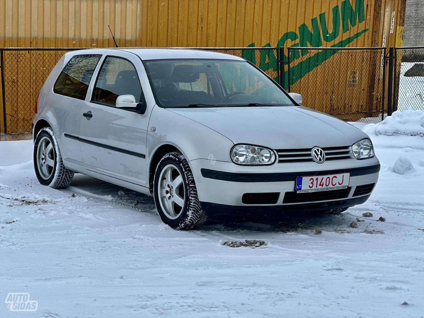 Volkswagen Golf 1999 y Hatchback